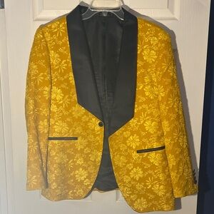 Elegant Yellow Floral Blazer with Black Lapel
